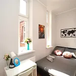 Mmrent Atlas Room